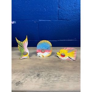 Vintage Tropical Colorful Carved Wooden Fish Napkin Rings Shelf Décor set of 3